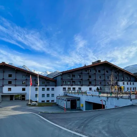 B 032 By Interhome アパート *