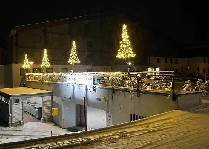 B 032 By Interhome *