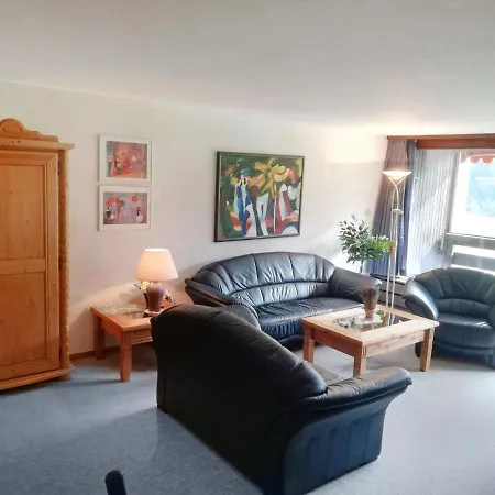 B 032 By Interhome *