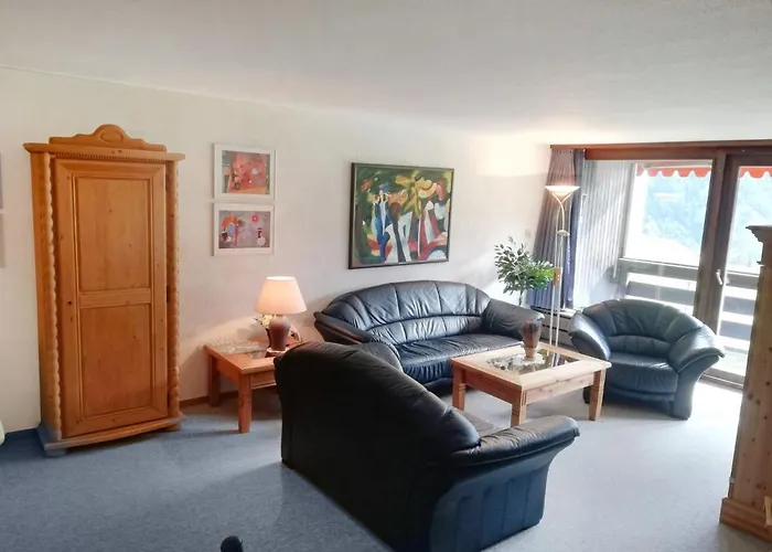 B 032 By Interhome *